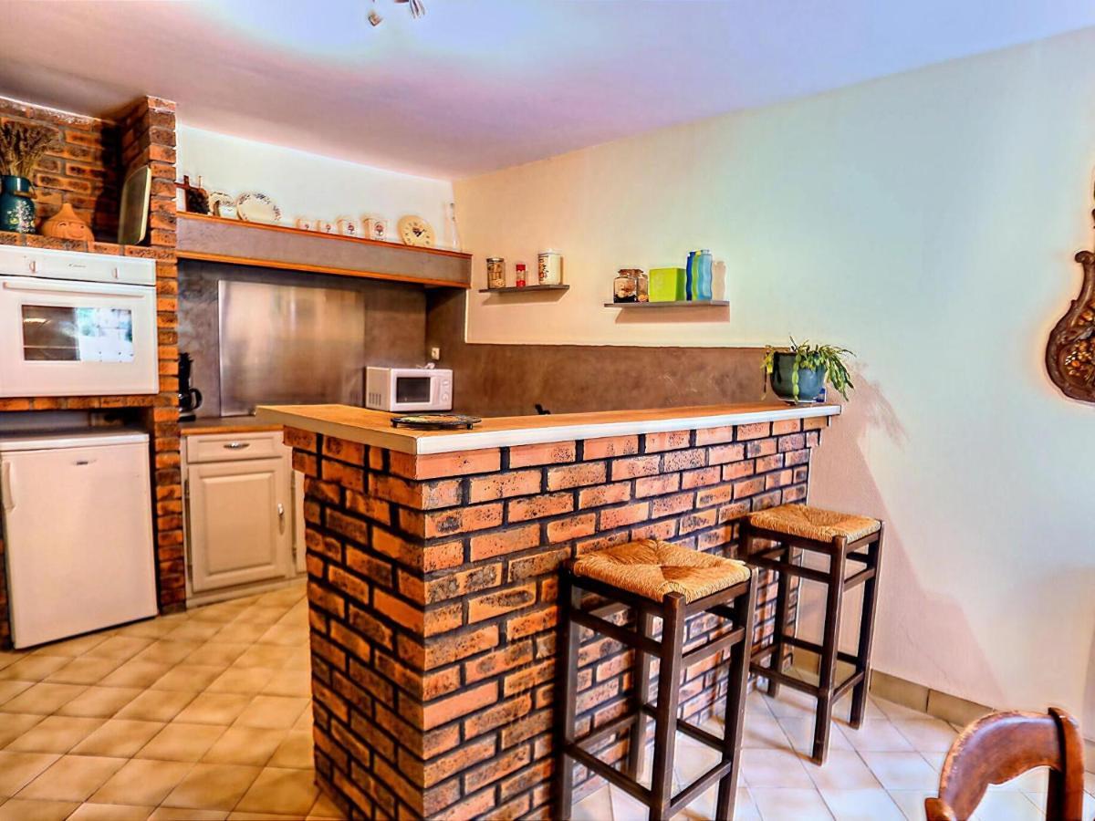 Holiday Home Close To Normandy Montaigu-les-Bois Екстериор снимка