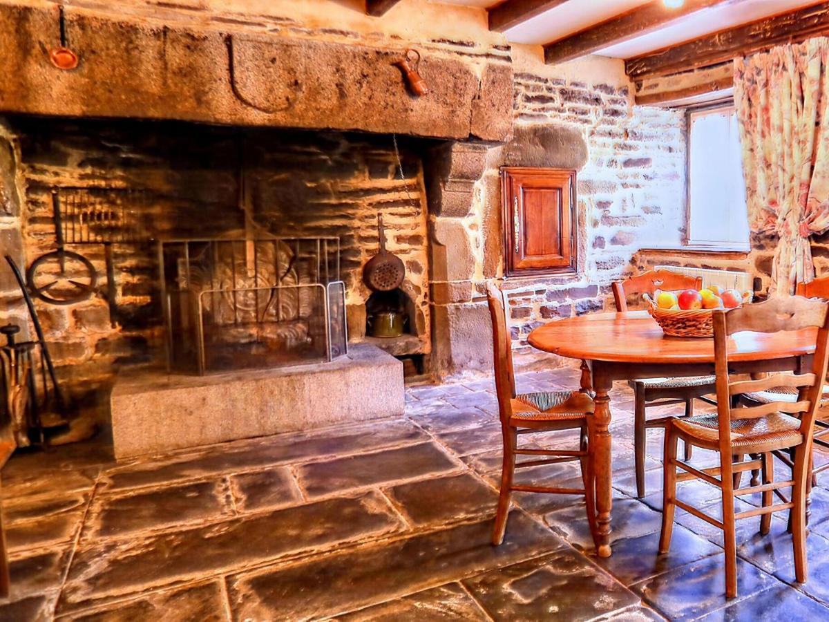 Holiday Home Close To Normandy Montaigu-les-Bois Екстериор снимка