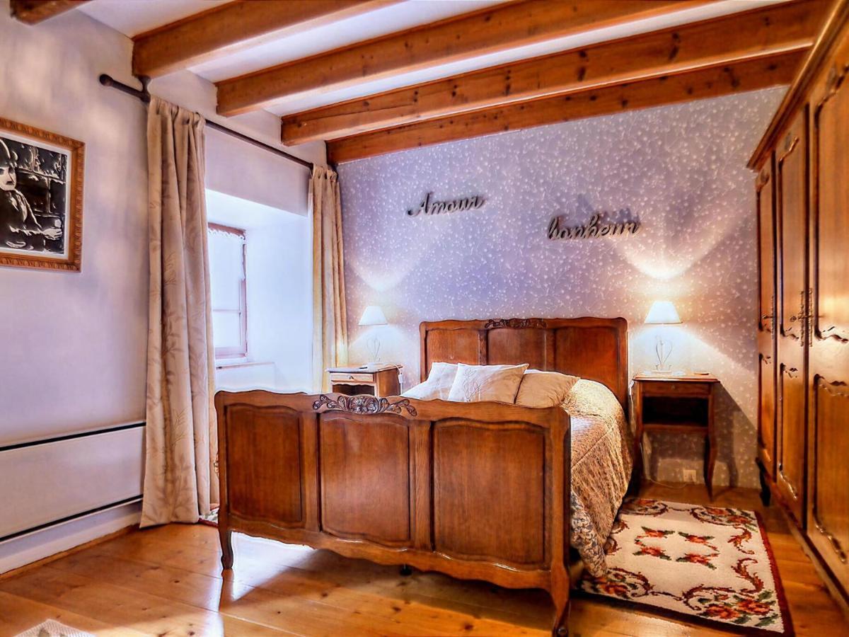 Holiday Home Close To Normandy Montaigu-les-Bois Екстериор снимка