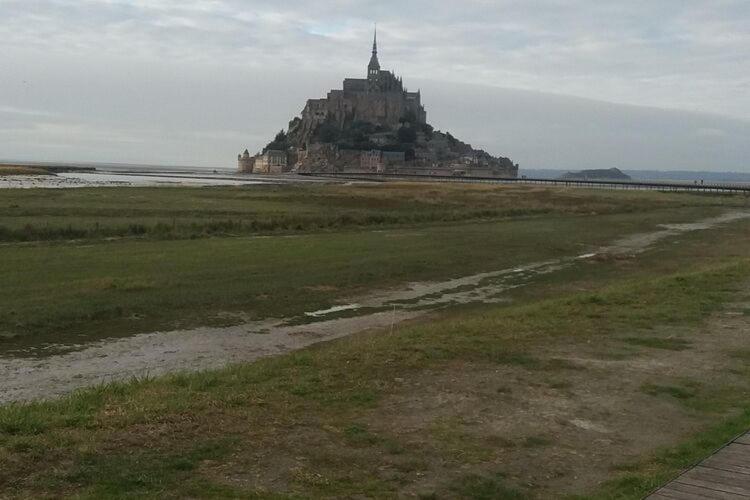Holiday Home Close To Normandy Montaigu-les-Bois Екстериор снимка